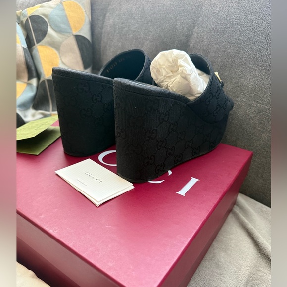 Gucci Black Wedge Sandals with Horsebit  Size 39.5 - Picture 4 of 12